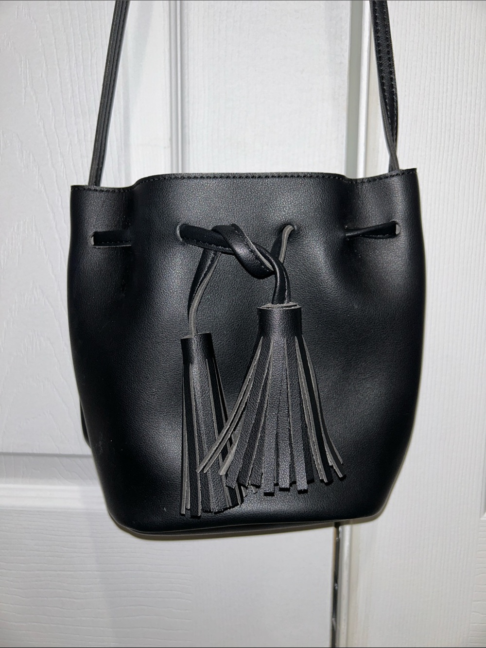 Black Tassel Bucket Crossbody Bag for Women